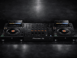 Alpha Theta CDJ-3000X & Pioneer DJM-A9 - Set mieten in Zürich